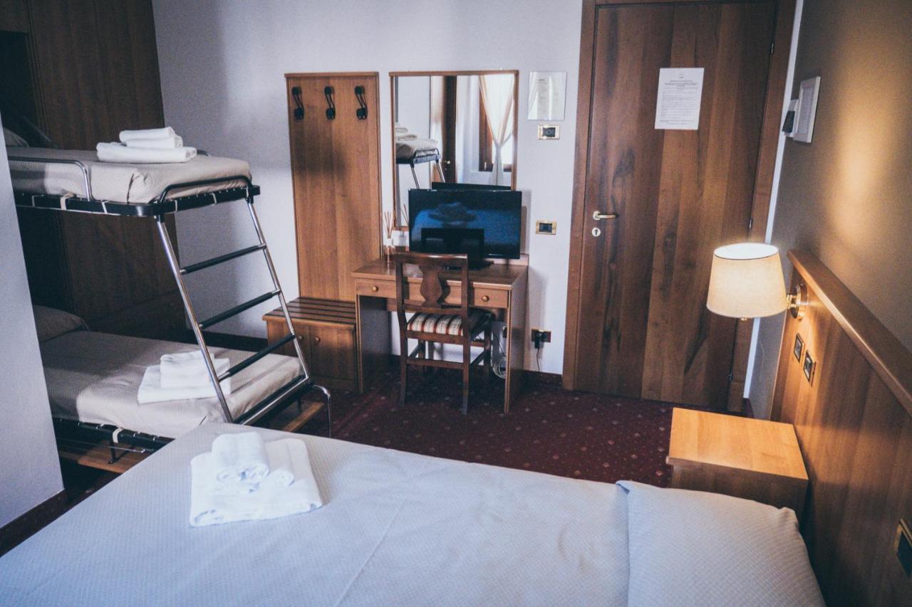 Villanova Hotel Сан Бонифацио Экстерьер фото